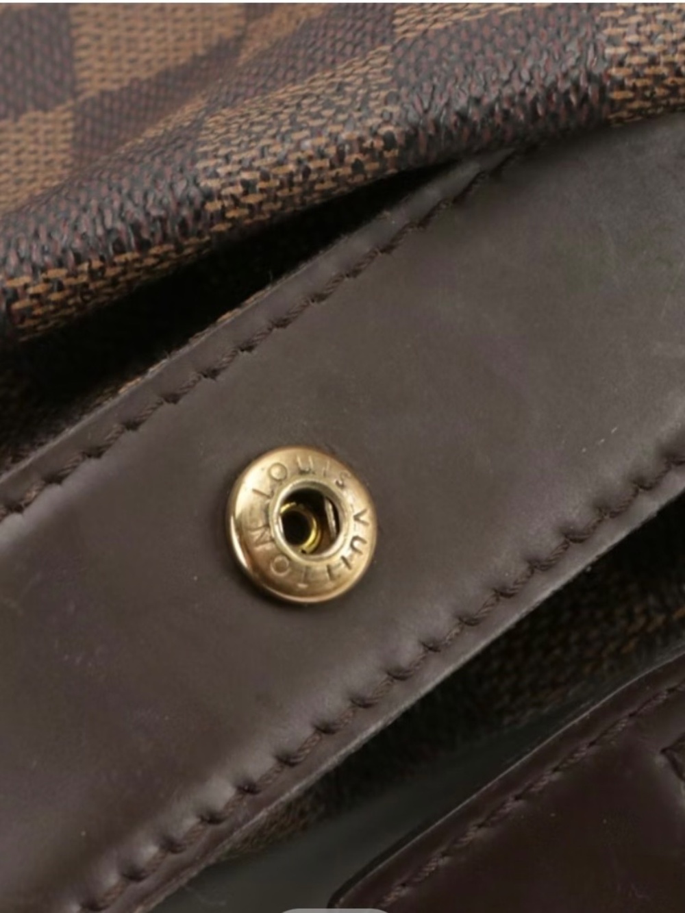 Louis Vuitton Chelsea Zip Shoulder Bag in Damier Ebene Canvas and Leather - Picture 5 of 5